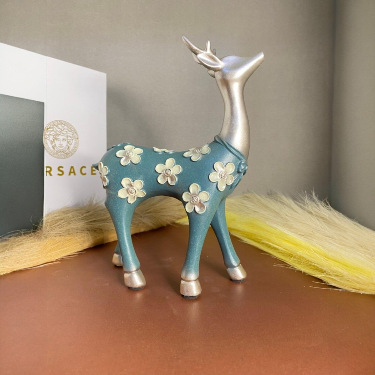 2pcs Graceful Deer Set - Elite Decor