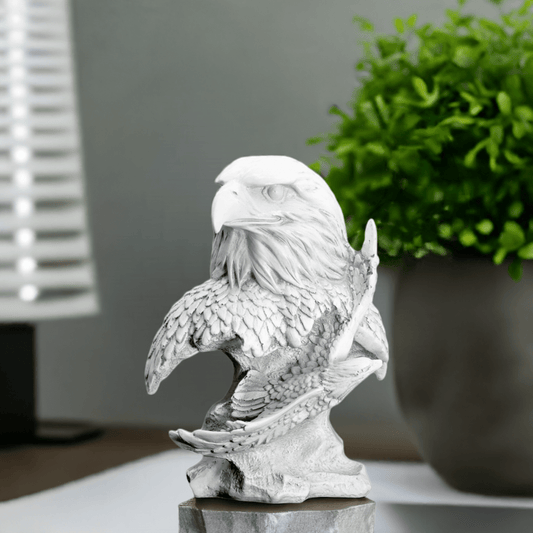 Bold Spirit Eagle Statue - Elite Decor